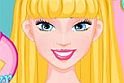 Ilyen sminkes játék is régen volt! Most Barbie körmeit kell minél szebbre elkészítened, hogy mindenki őt csodálja.