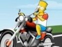 Motorozz Bart Simpsonnal, és ha ügyes vagy, még a motorokat is tudod váltogatni!